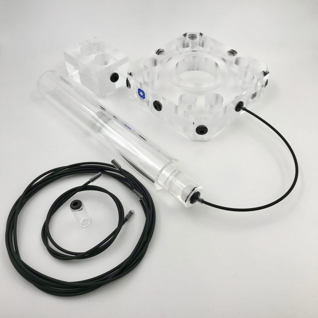 RFR Standard: quadratischer Resonator und mitgeliefertes Zubehör